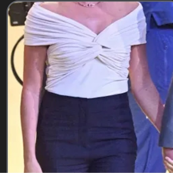 Khaite Cream Off-Shoulder Bodysuit - Picture 6 of 8